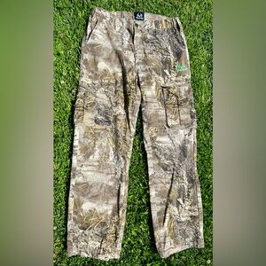 Realtree Black and Gray Camouflage Pants Cargo Size 32/34